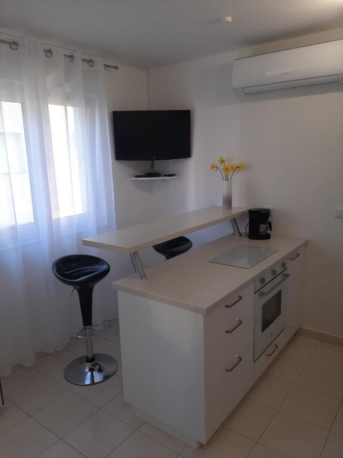 Apartman Sky Pula Ngoại thất bức ảnh