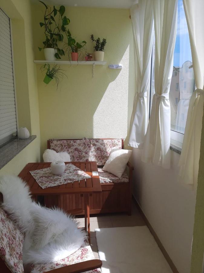 Apartman Sky Pula Ngoại thất bức ảnh
